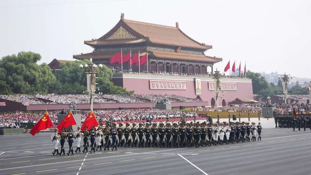 銘記歷史，賡續精神——九芝堂組織觀看紀念中國人民抗日戰爭暨世界反法西斯戰爭勝利80周年大會